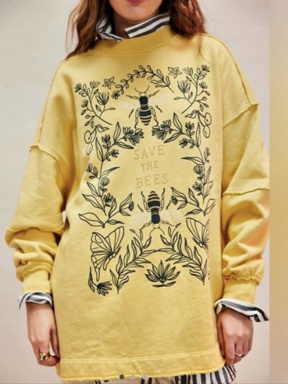 Ragabond Studio Save The Bees Pullover Floral Graphic Pullover in Yellow